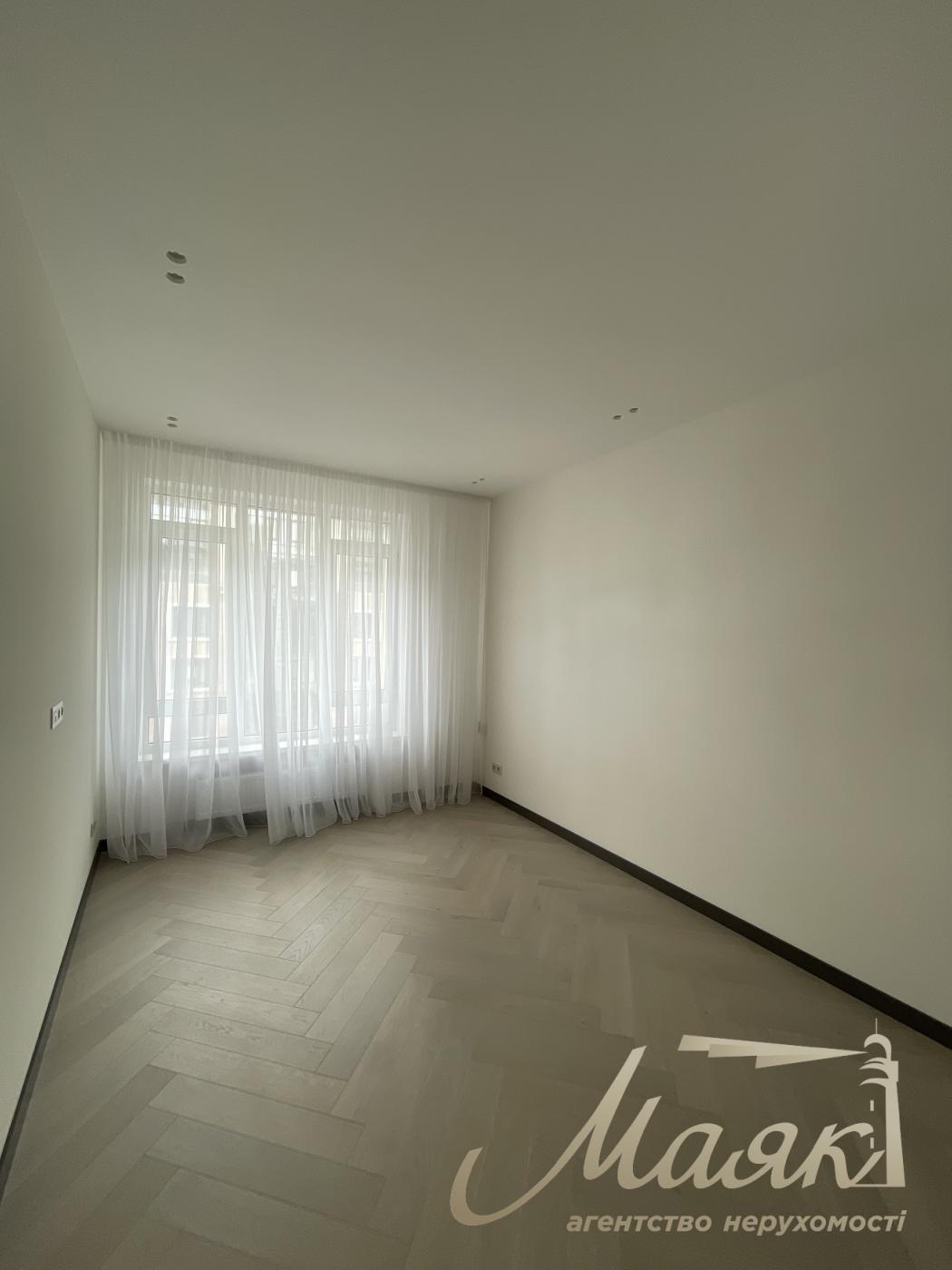 Rent 4-room apartment in Residential Complex Boulevard of Fountains, 5 Sapernoe Polye str.