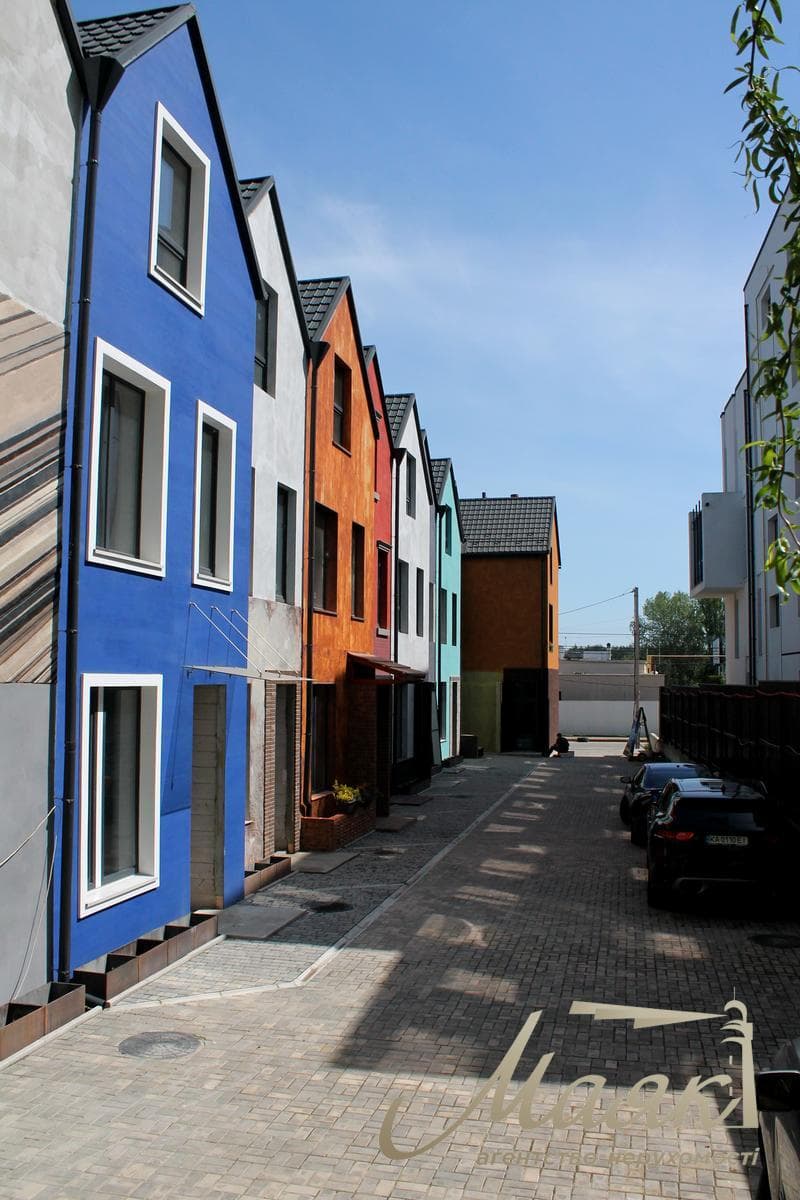 For sale townhouse 174m2 in Khodosova village, LCD "KaDenyuk Homes", Obukhiv direction, Kyiv region