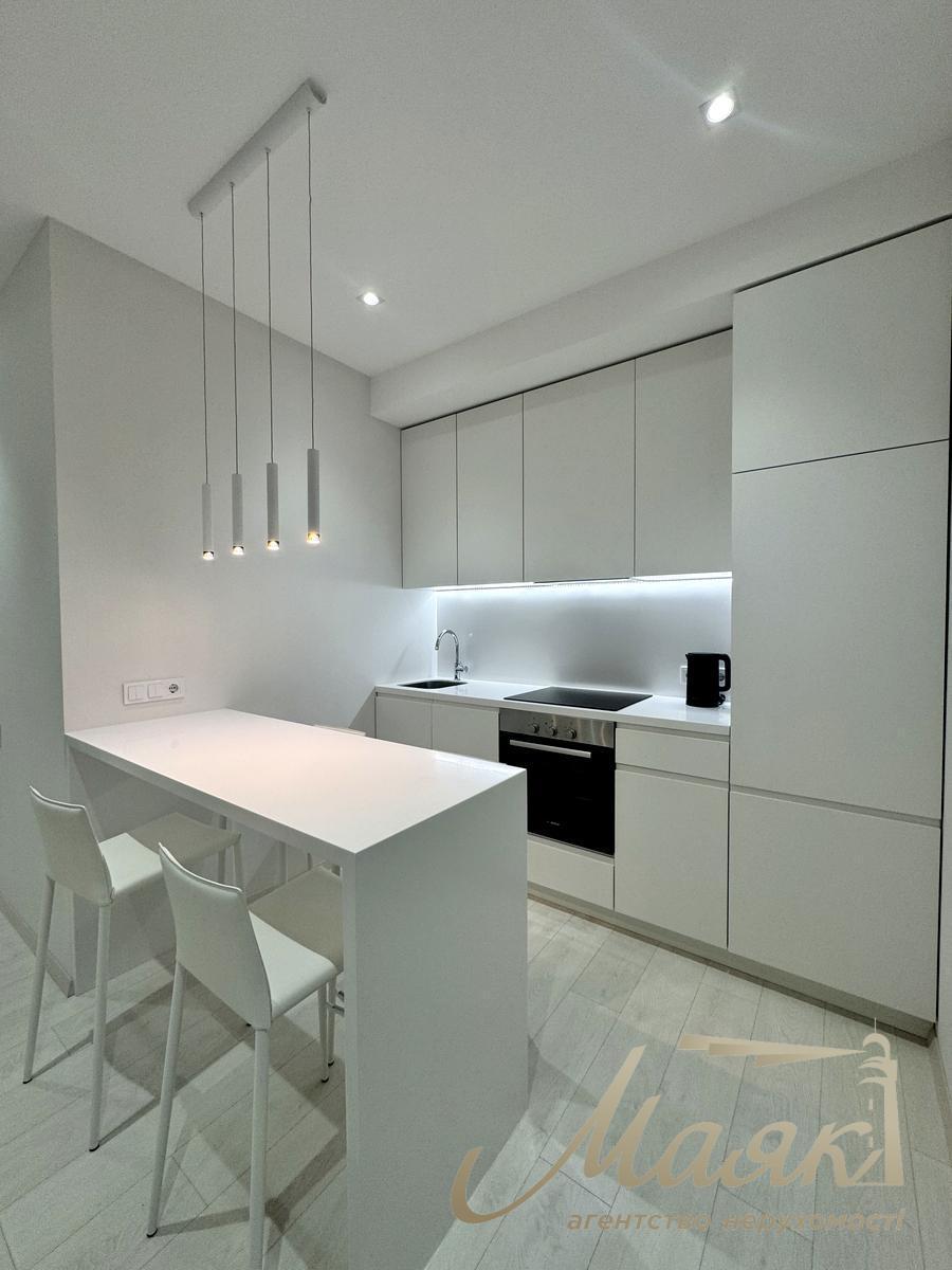 Аренда новой стильной квартиры 70м2 в ЖК «Новопечерские Липки». Андрея Верхогляда 11В, Печерский район