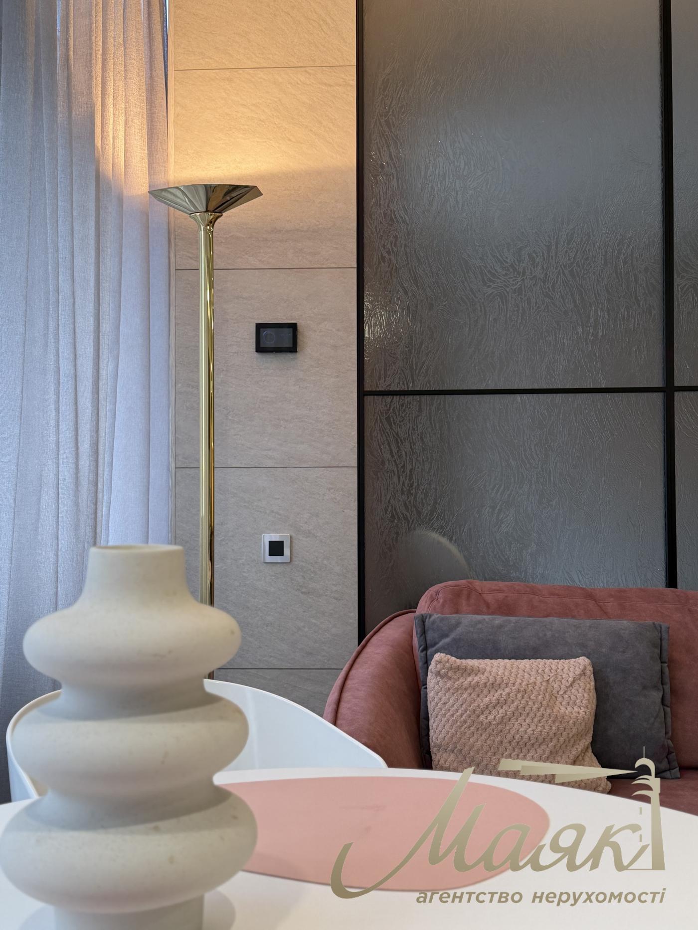 Аренда 2х-комнатной квартиры в ЖК Новопечерские липки, ул. Драгомирова 19А, Печерск, Киев