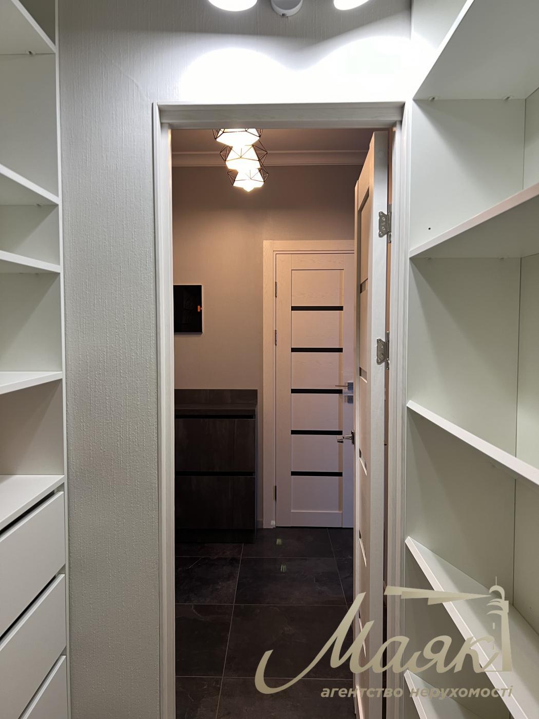 Продаж 1-кімнатної квартири 44м2 ЖК ''Наш дім''