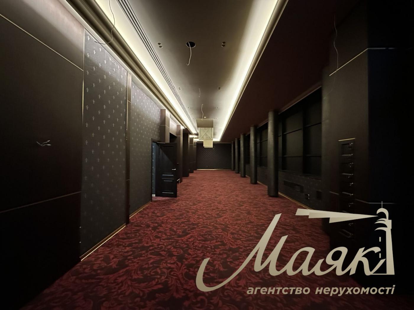 Rent front office 363 m², Goloseevsky Prospekt Kyiv