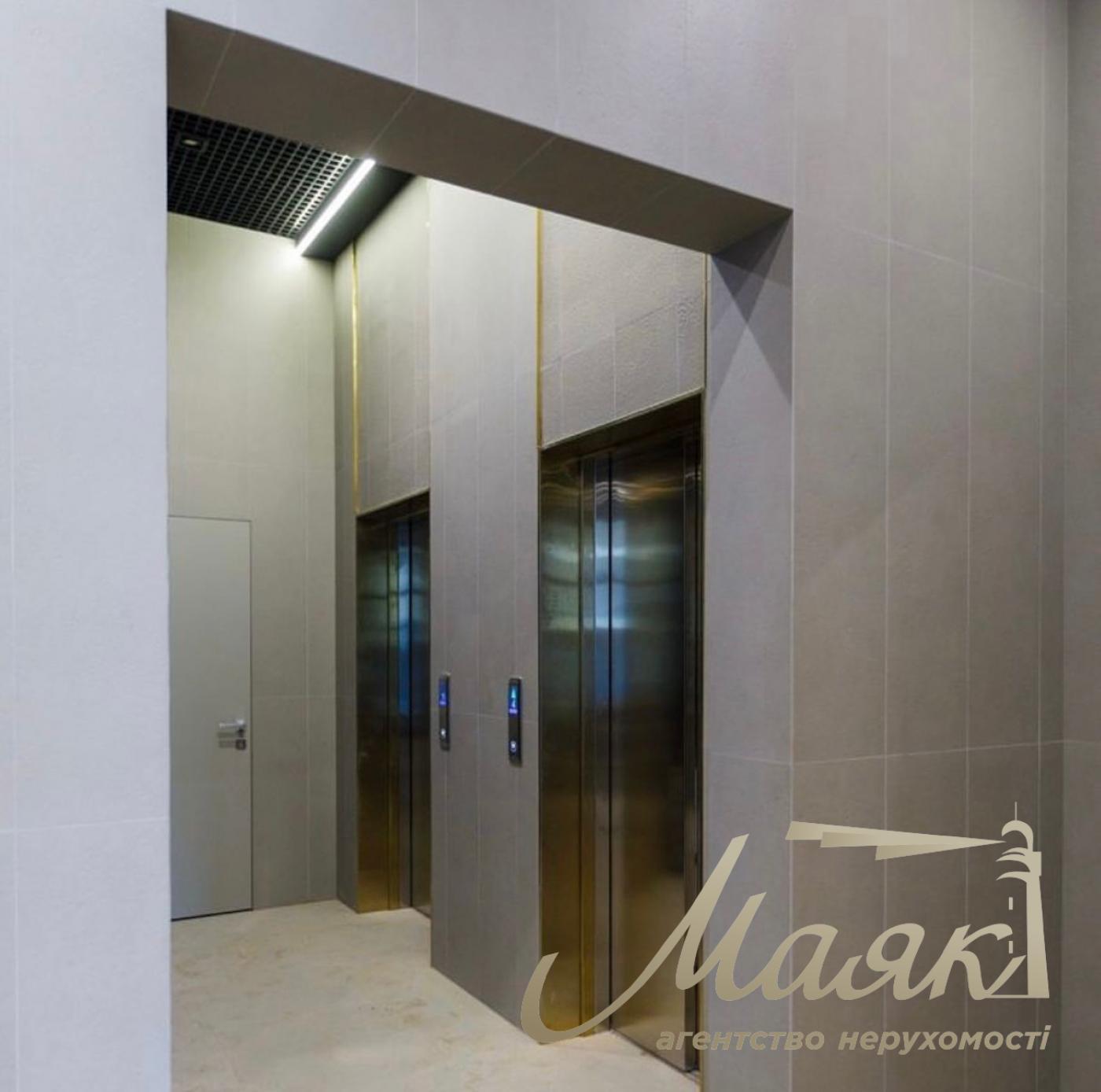 Sale of 3-room apartment (108m2) in Residential Concept House, Vladimirskaya St., 86a