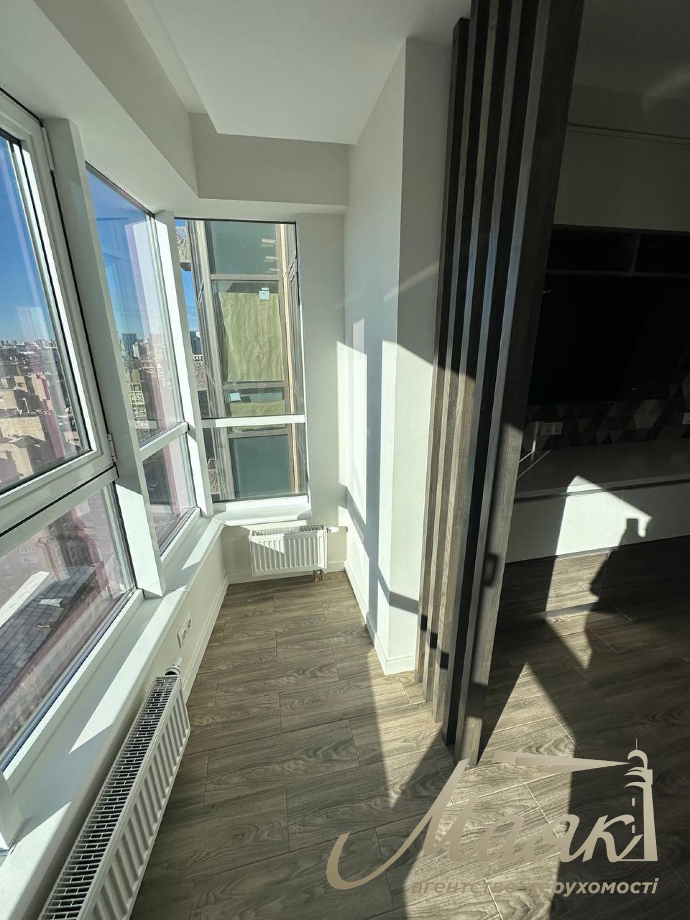Rent 3-room apartment in Vladimirsky Residential Complex