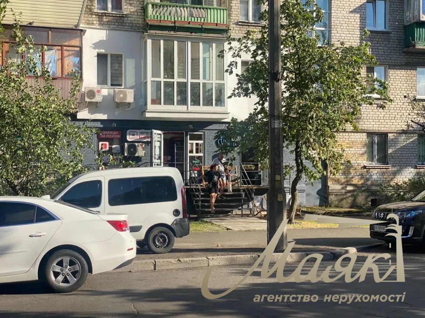 Оренда фасадного приміщення 48 м.кв. Соцмістечко, Дніпровський р-н