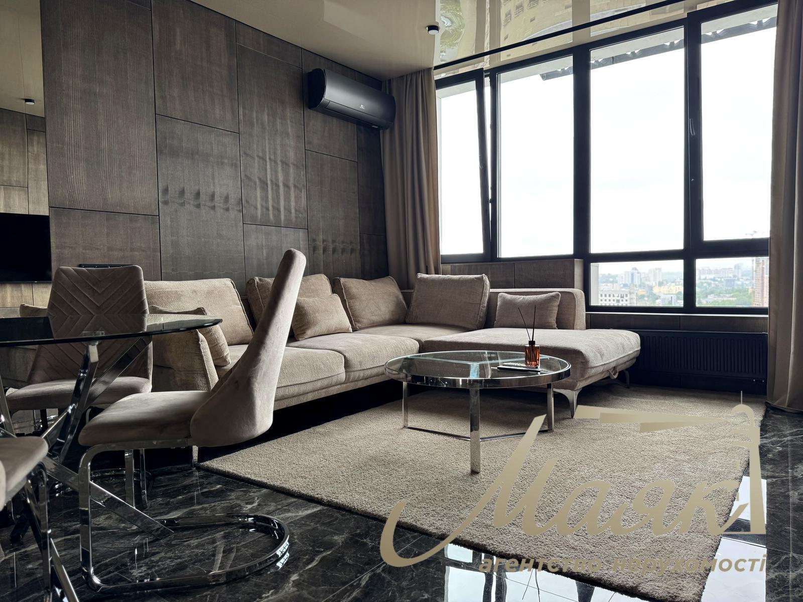 Аренда 2-х комнатной квартиры в ЖК Новопечерская Вежа ул. Михаила Бойчука 41-Б