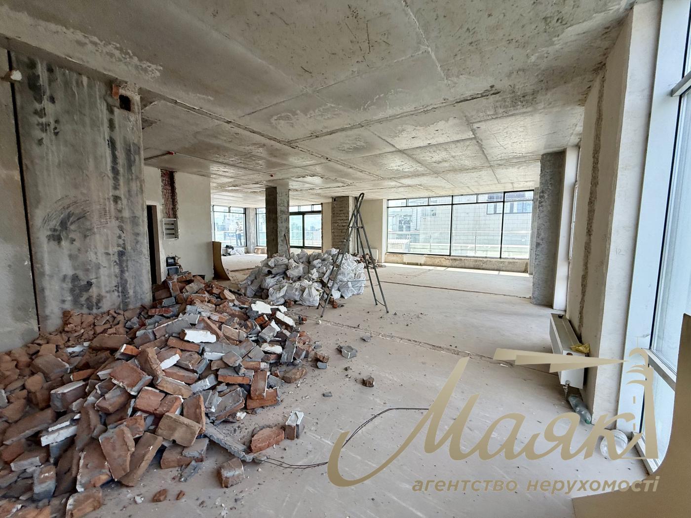 Apartment for sale with terrace in Residential Complex Boulevard Fontonov, Pechersk, Kiev