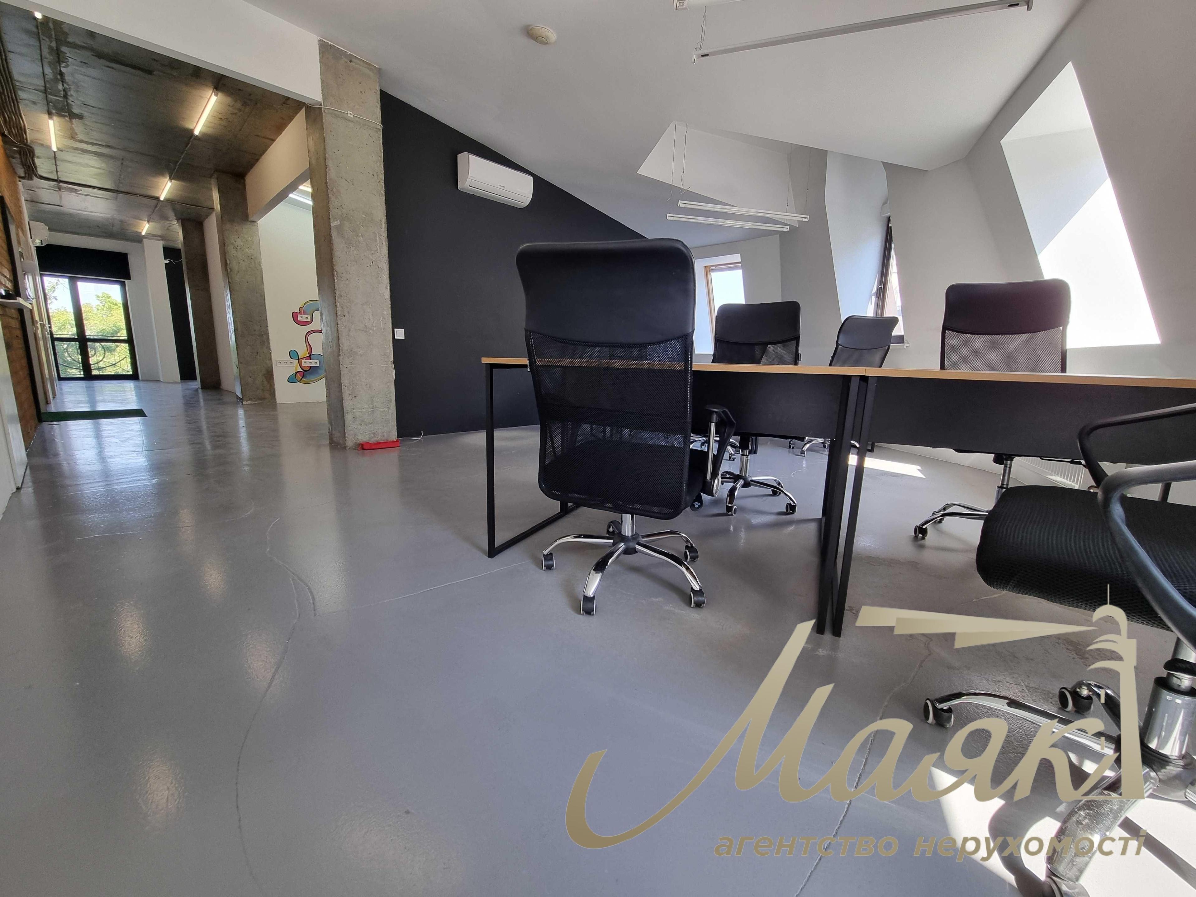 Rent office 350 sq.m. on Podil, Vozdvizhenska street 51A