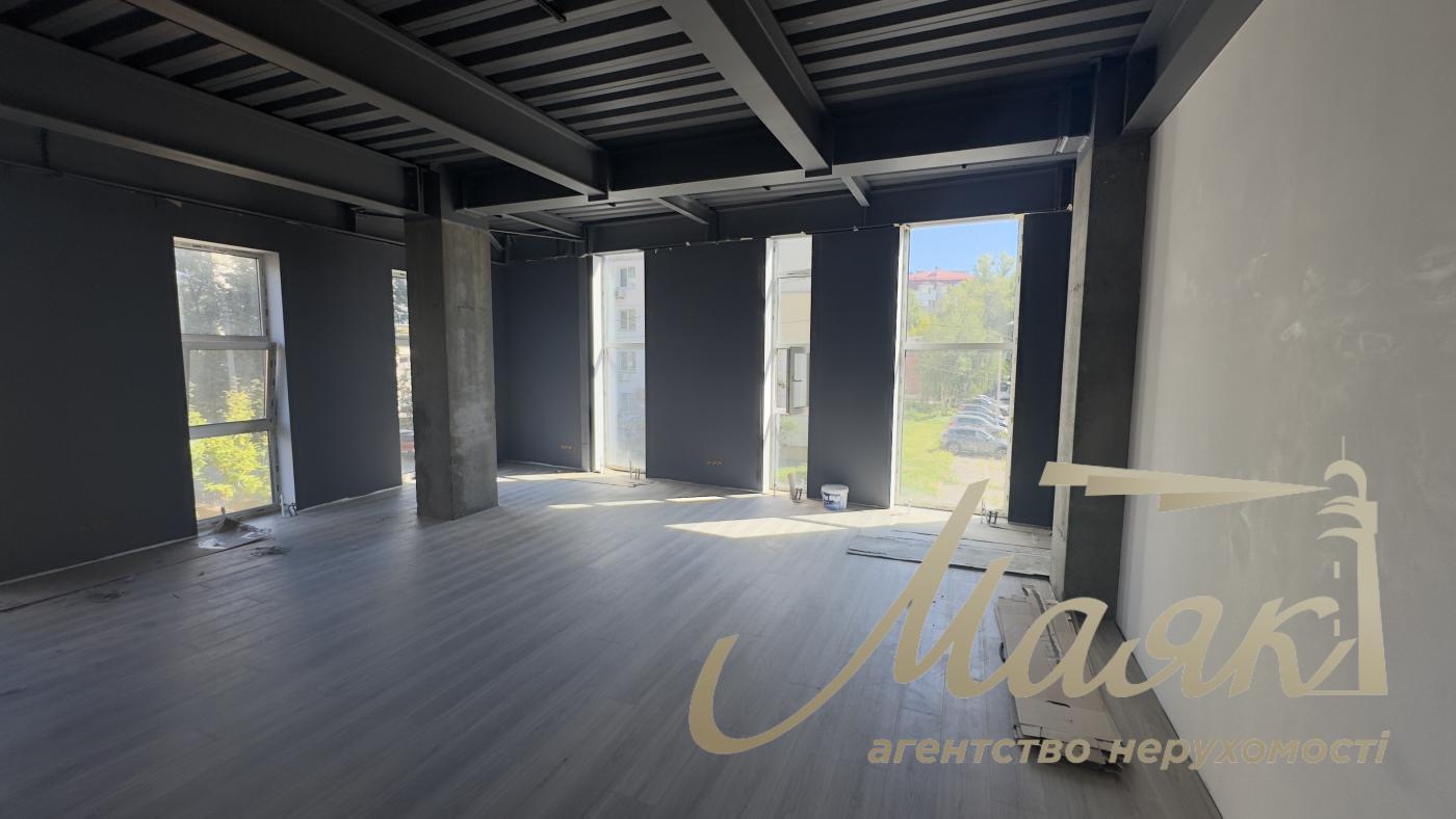 Office for rent 560 m2 on Grigory Kochura str., Solomensky district.