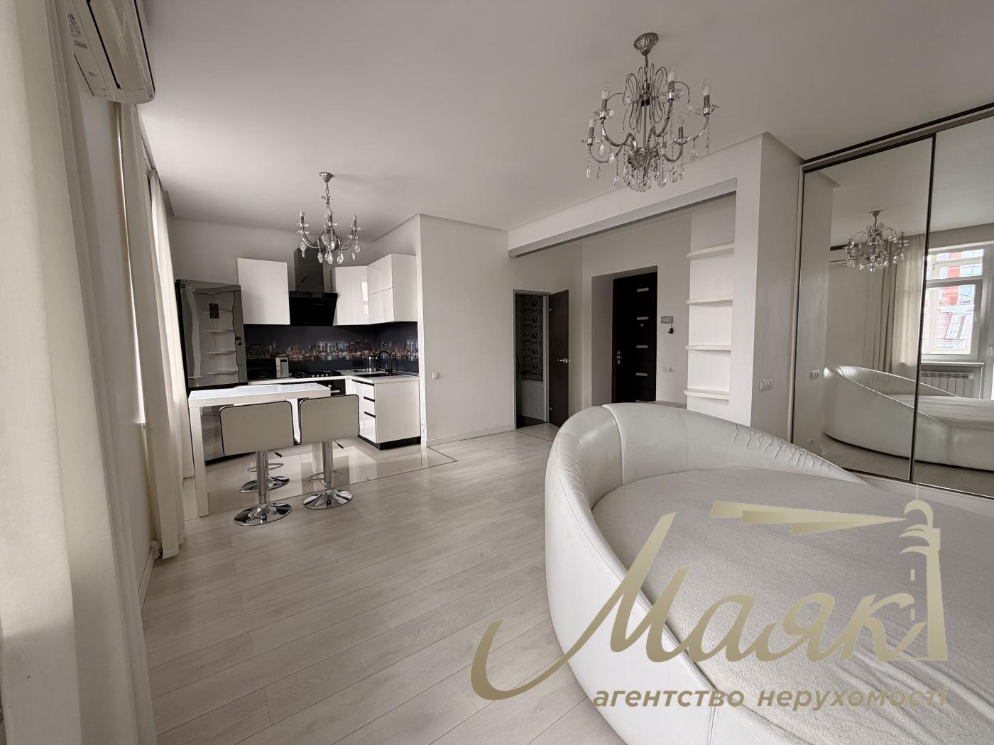 Studio apartment for sale on Olimpiyskaya, Bolshaya Vasilkovskaya str.