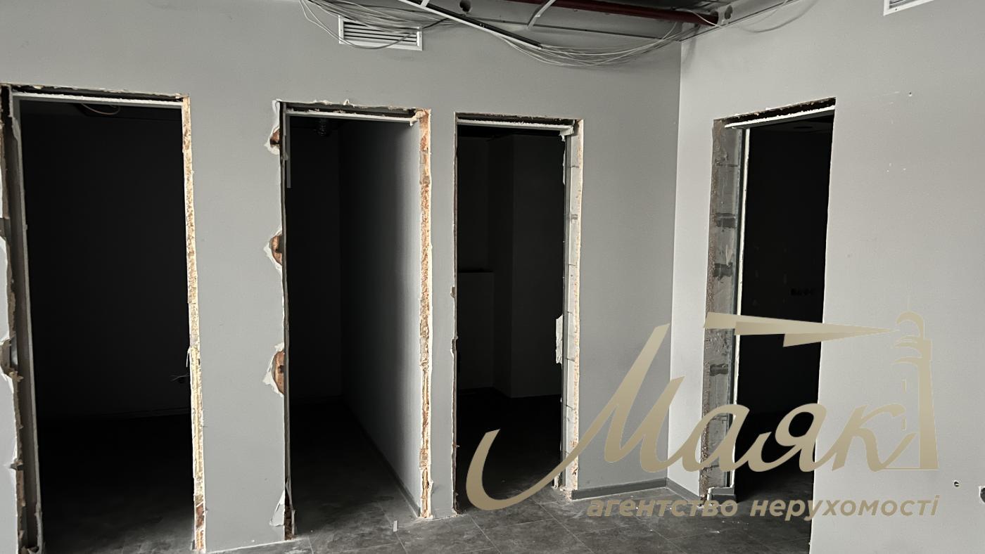 Sale of premises 80m2 in residential complex Boulevard of Fountains, Sapernoye Pole street, Pechersk, Kyiv