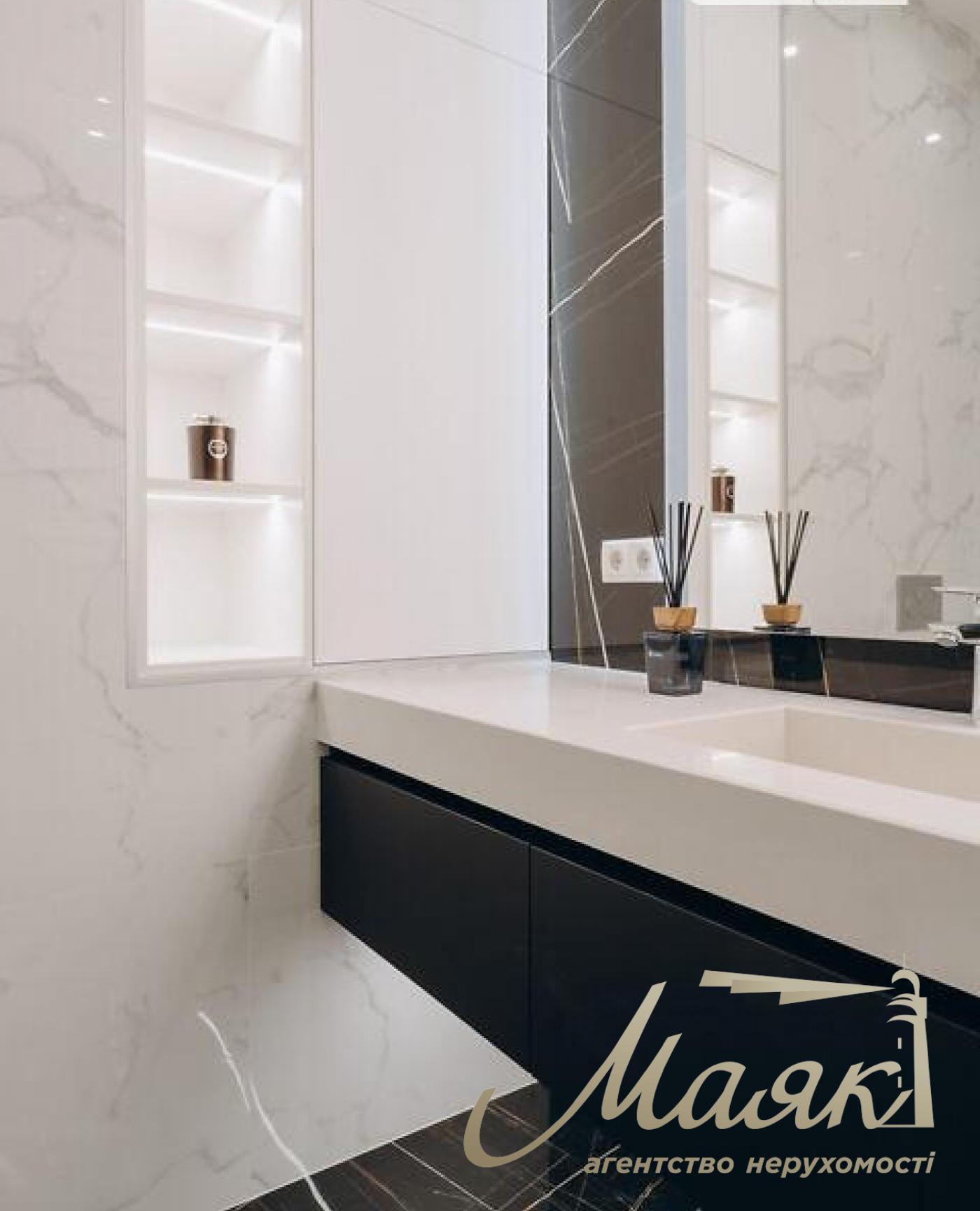 Продаж 2х-кімнатної квартири 85м2 в ЖК Новопечерські липки, Драгомирова 15Б, Печерськ, Київ