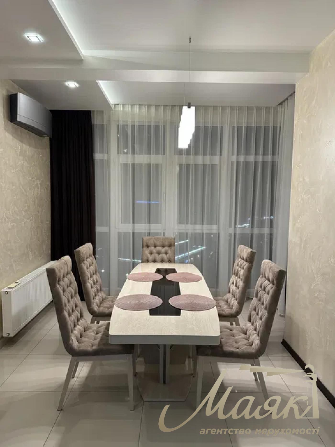 Оренда 3х кімнатної квартири 110 м², ЖК Новопечерські Липки