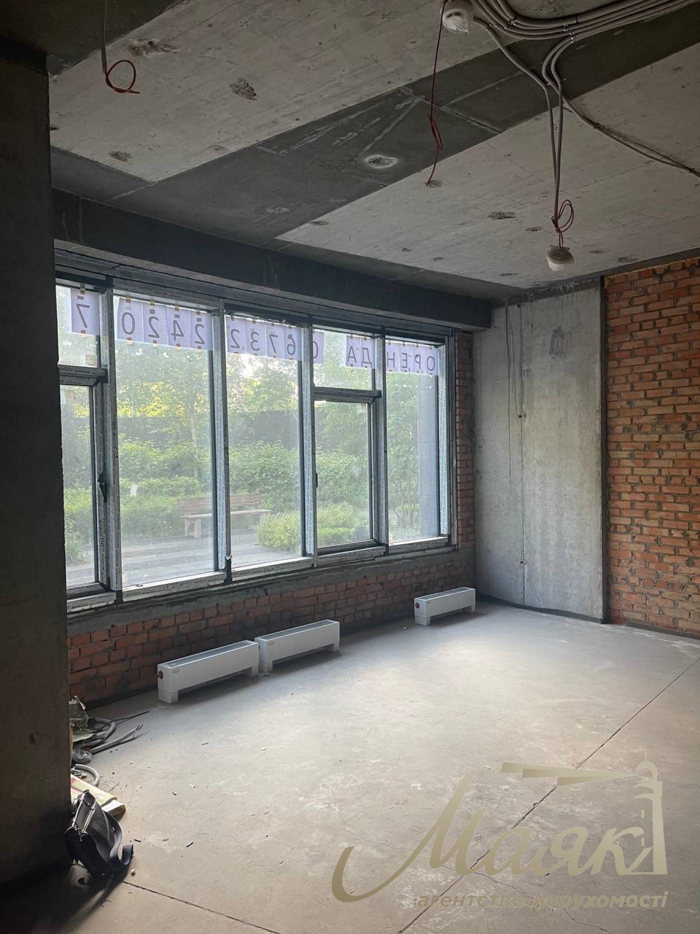 Продажа коммерческого помещения 83м2 в ЖК Busov Hill