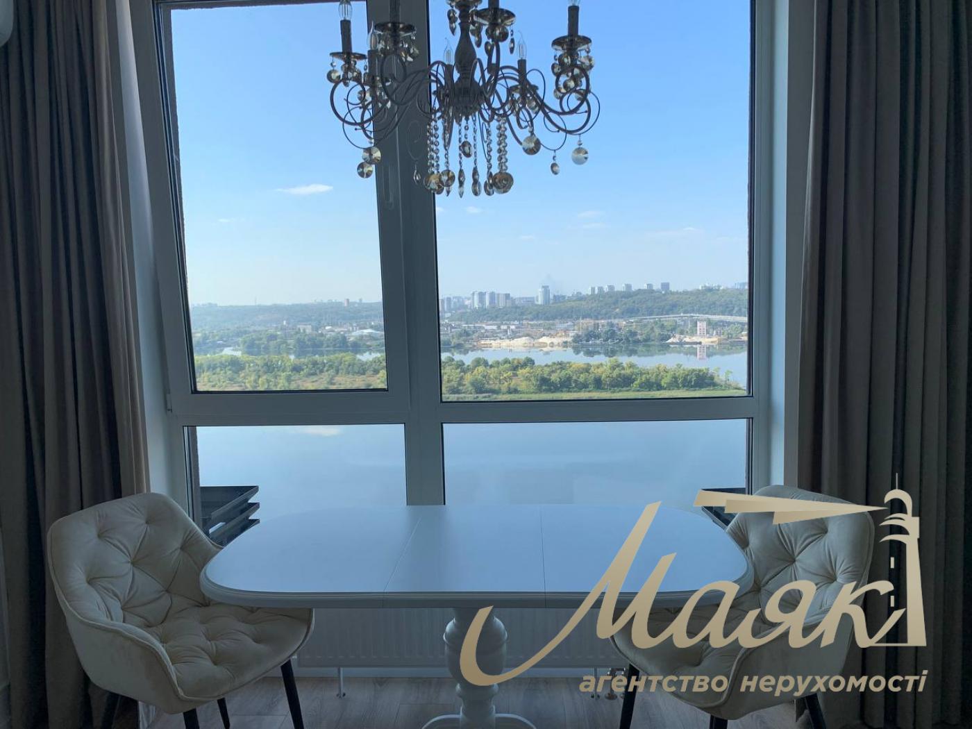 Sale of 1-room apartment in the Great residential complex, Dneprovskaya Embankment