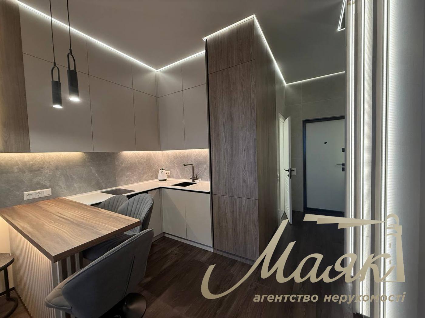 Sale of studio apartment in residential complex Delmar, Dragomirova st.