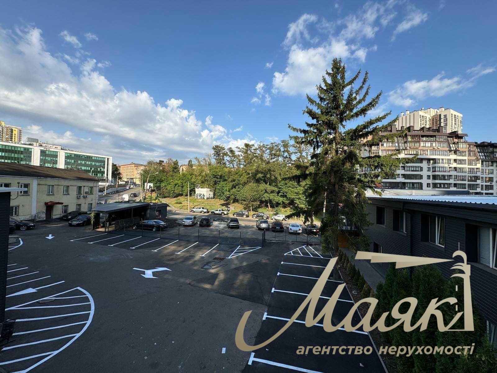 Rent of facade premises in the center, Glubochitskaya street 16, Lukyanovskaya metro station