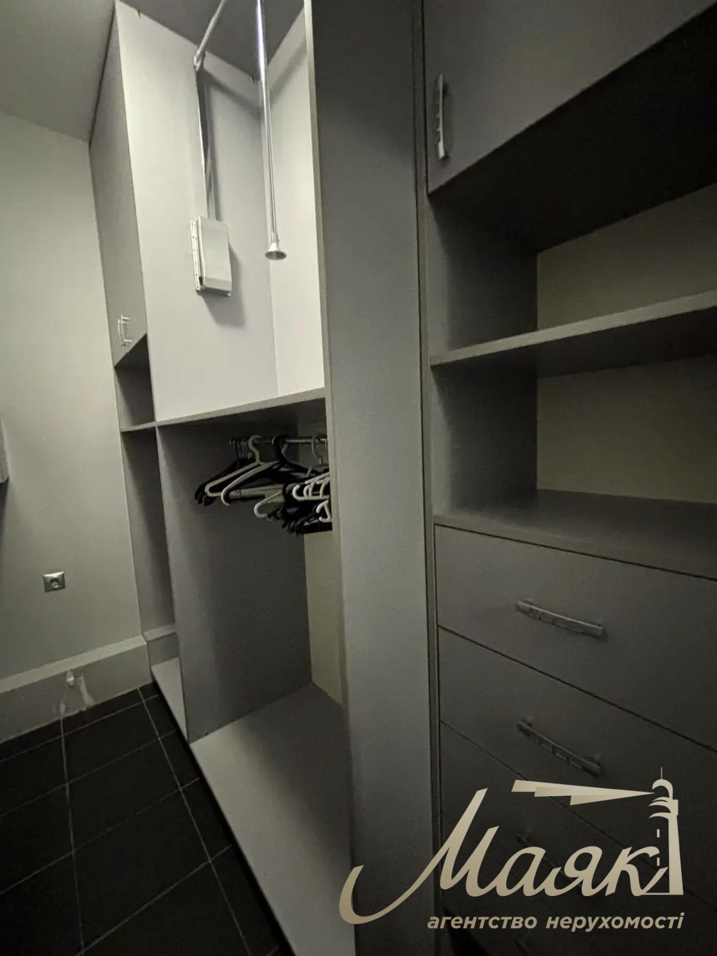 Оренда 2к квартири, вул. Гетьмана Павла Скоропадського, Голосієво