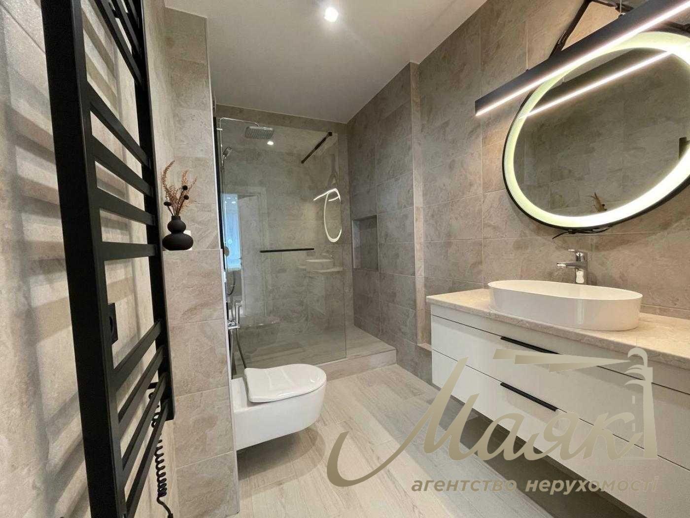 Продажа 2-комнатной квартиры 68м2 с авторским дизайном в ЖК «Новопечерская Вежа» , ул. Михайла Бойчука/Киквидзе, Печерский ремонт, Центр