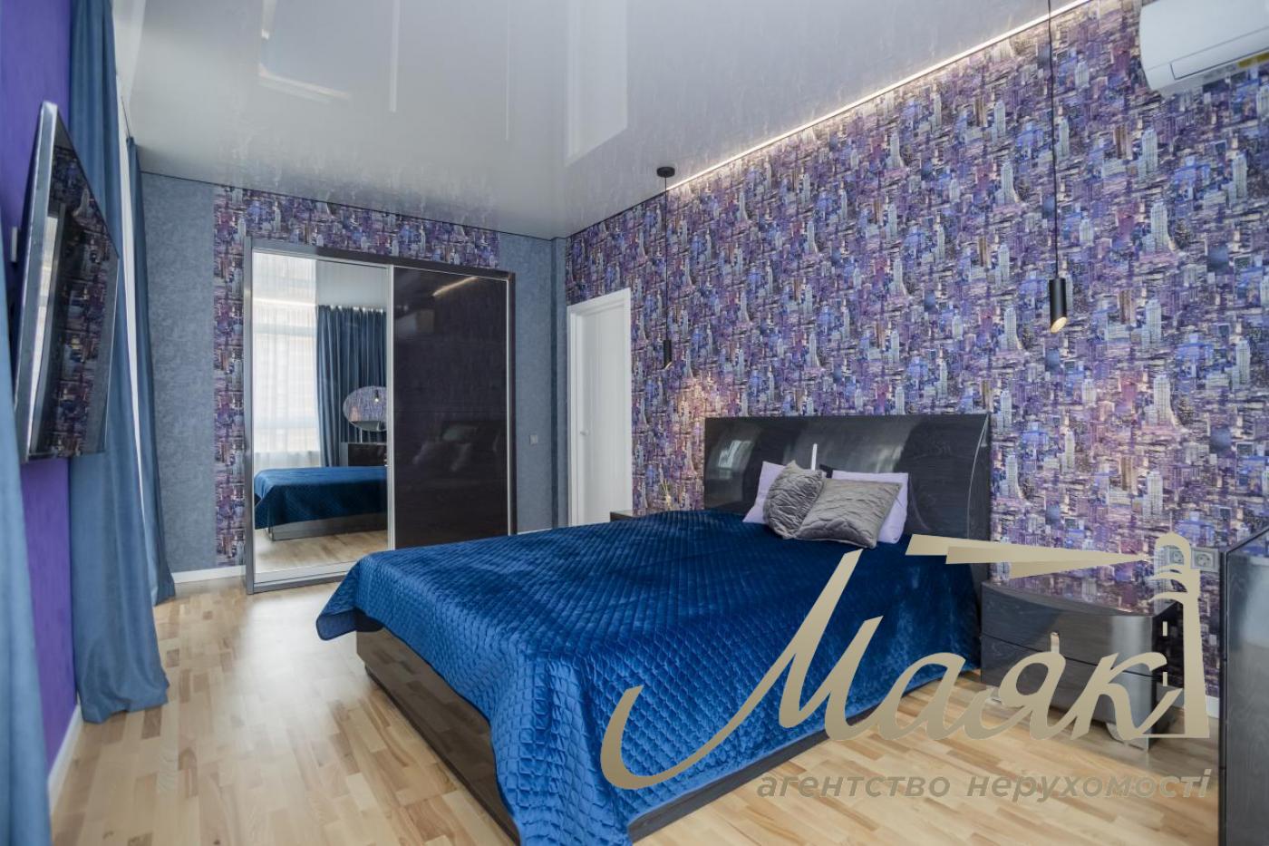 Аренда видовой 2-х комнатной квартиры в ЖК Французский квартал 2, Печерский район.