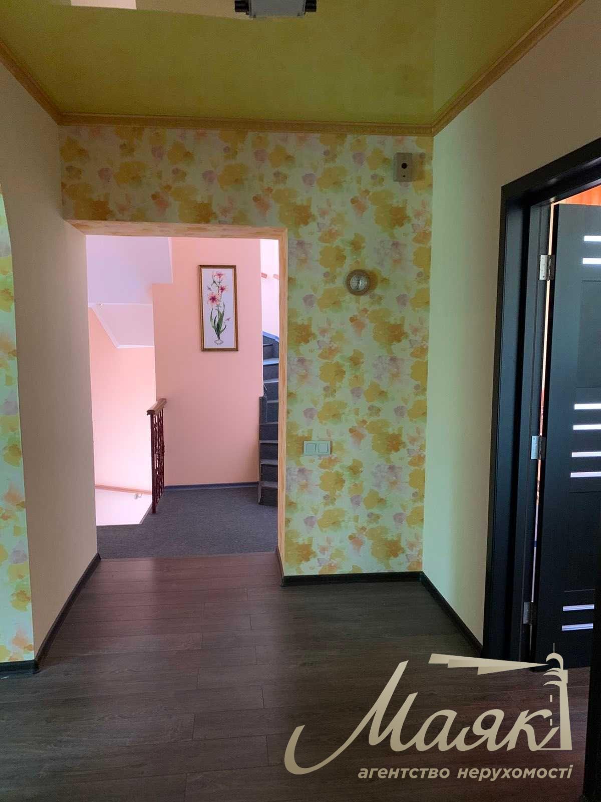 For sale house 238m2 in Kiev with. Chapaevka / Vita-Litovska, Goloseevsky r-n.