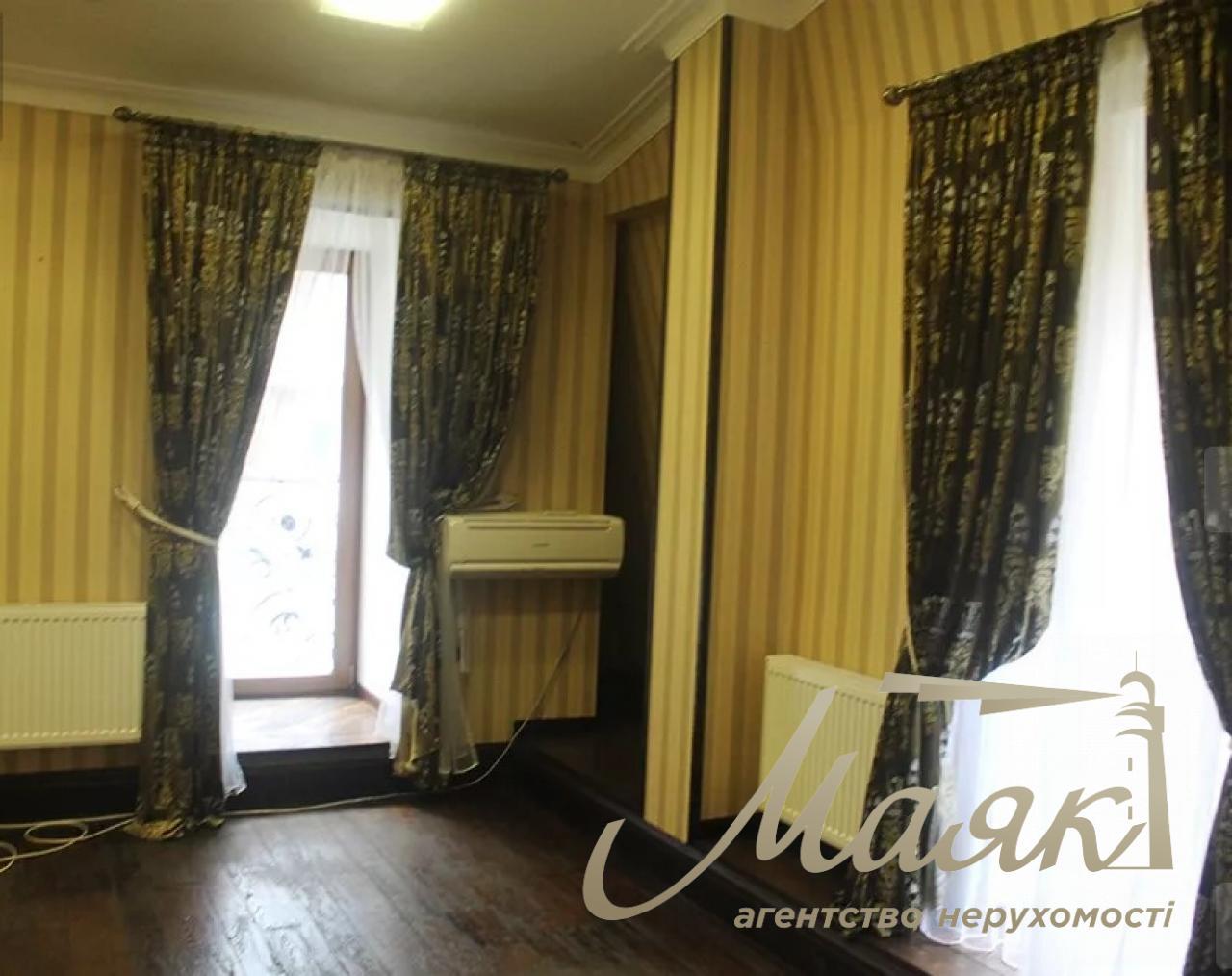 Respectable office building for sale! Zhylianska street. Center. Kyiv