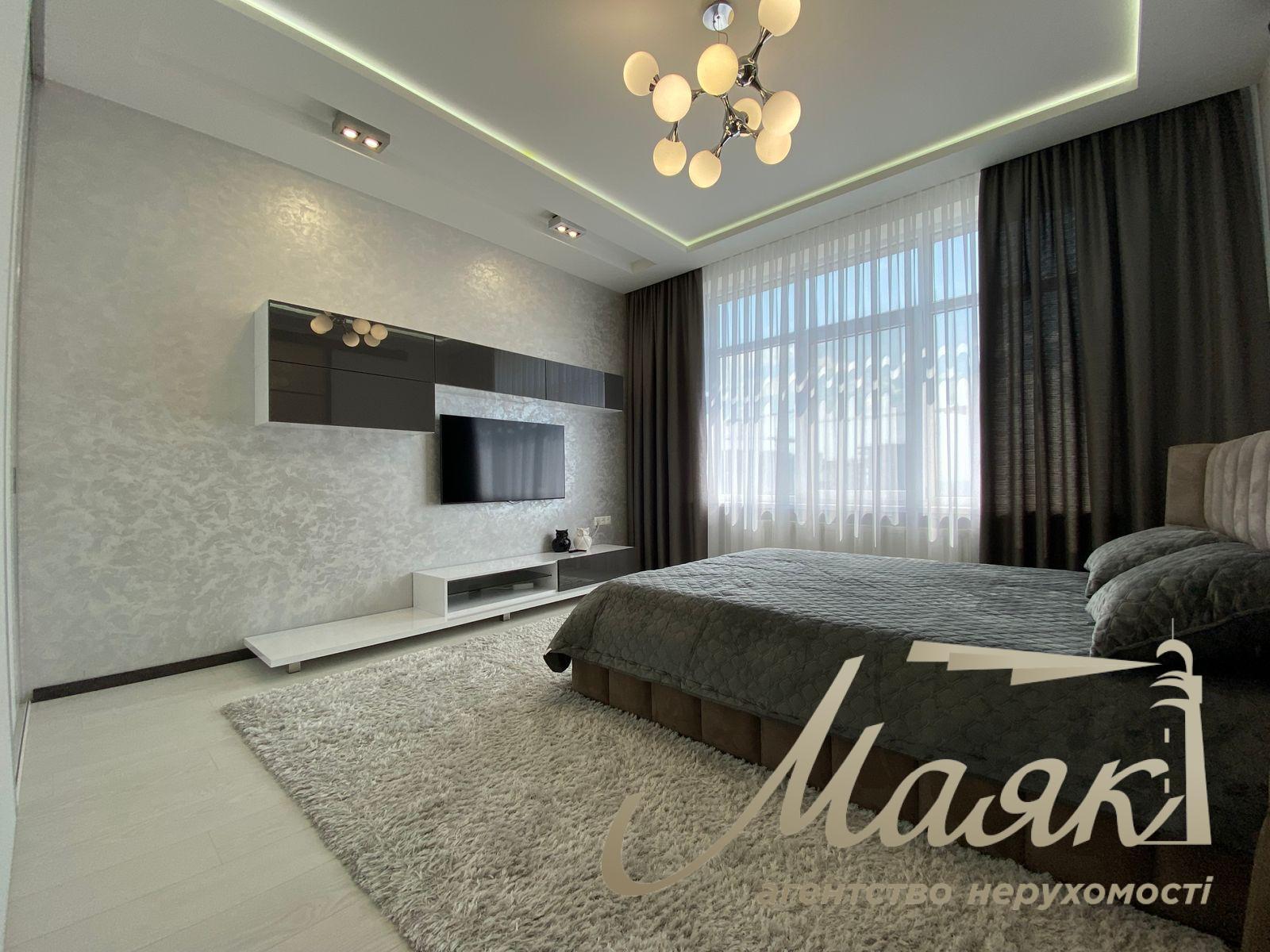 Аренда современных апартаментов 50 м² в ЖК «Новопечерские Липки» ул. Андрея Верхогляда (бывш. Драгомирова), 15. Печерский район.