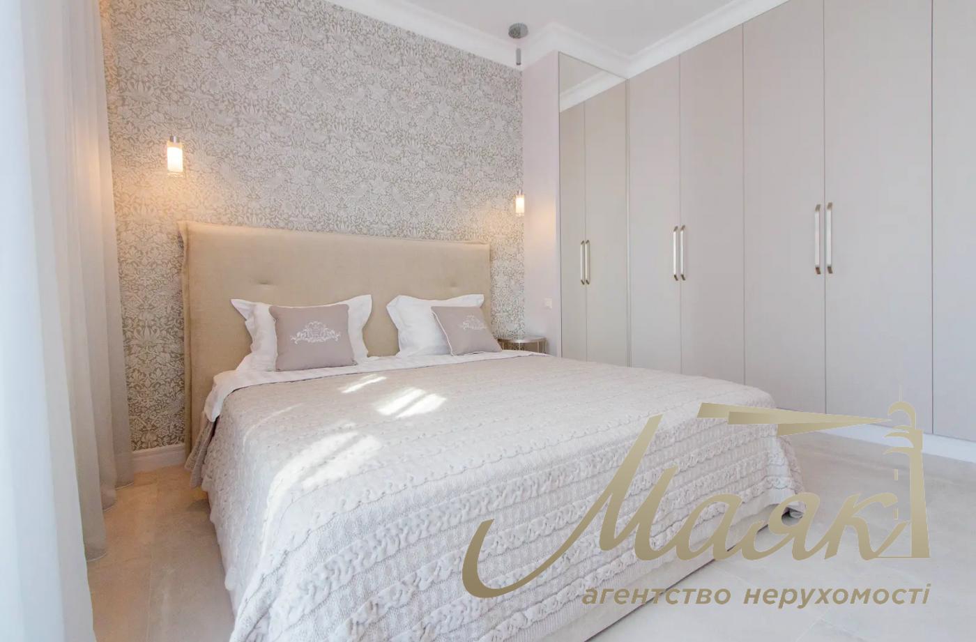 Аренда 1-комнатной квартиры 57м2 в ЖК Бульвар Фонтанов ул. Саперное Поле 3