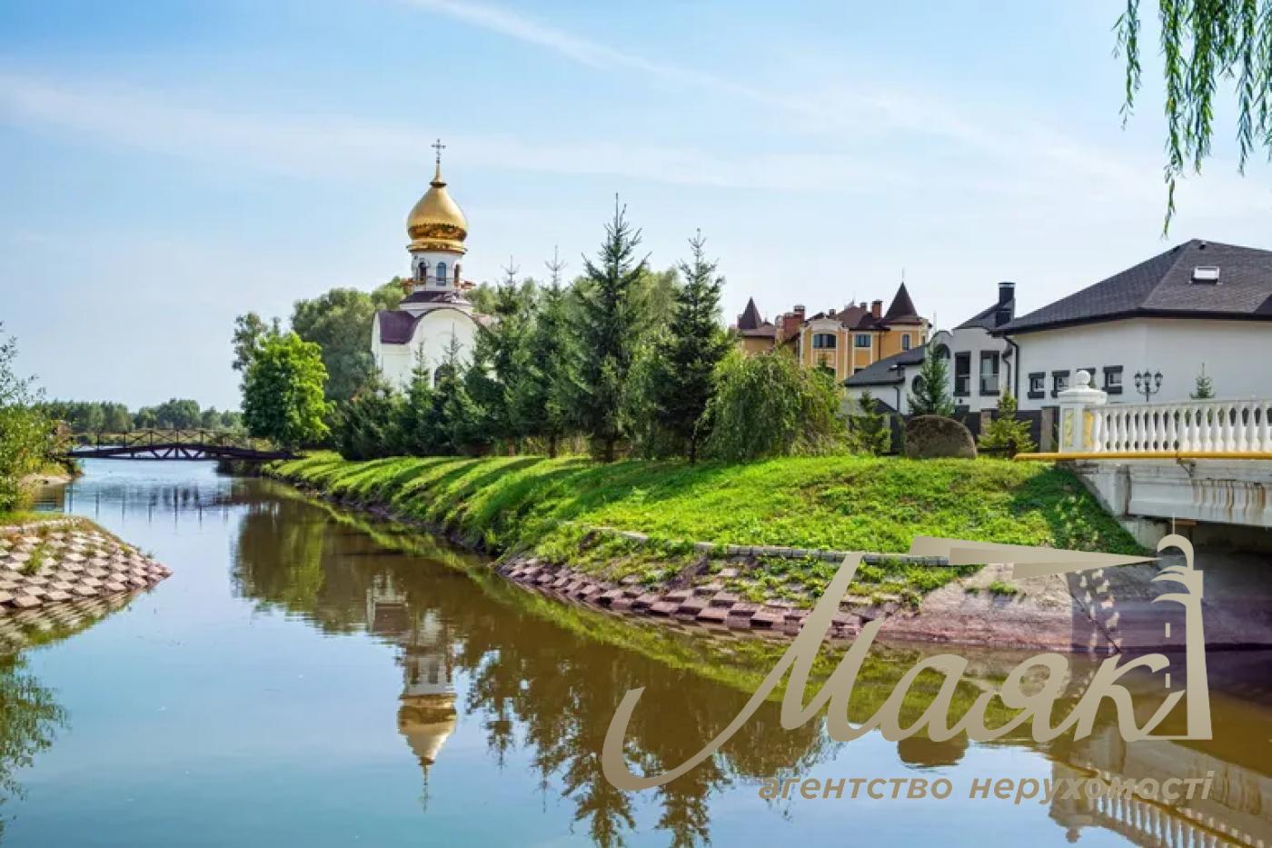 Sale of land with access to the river. Lesniki village. Yasny Khutor