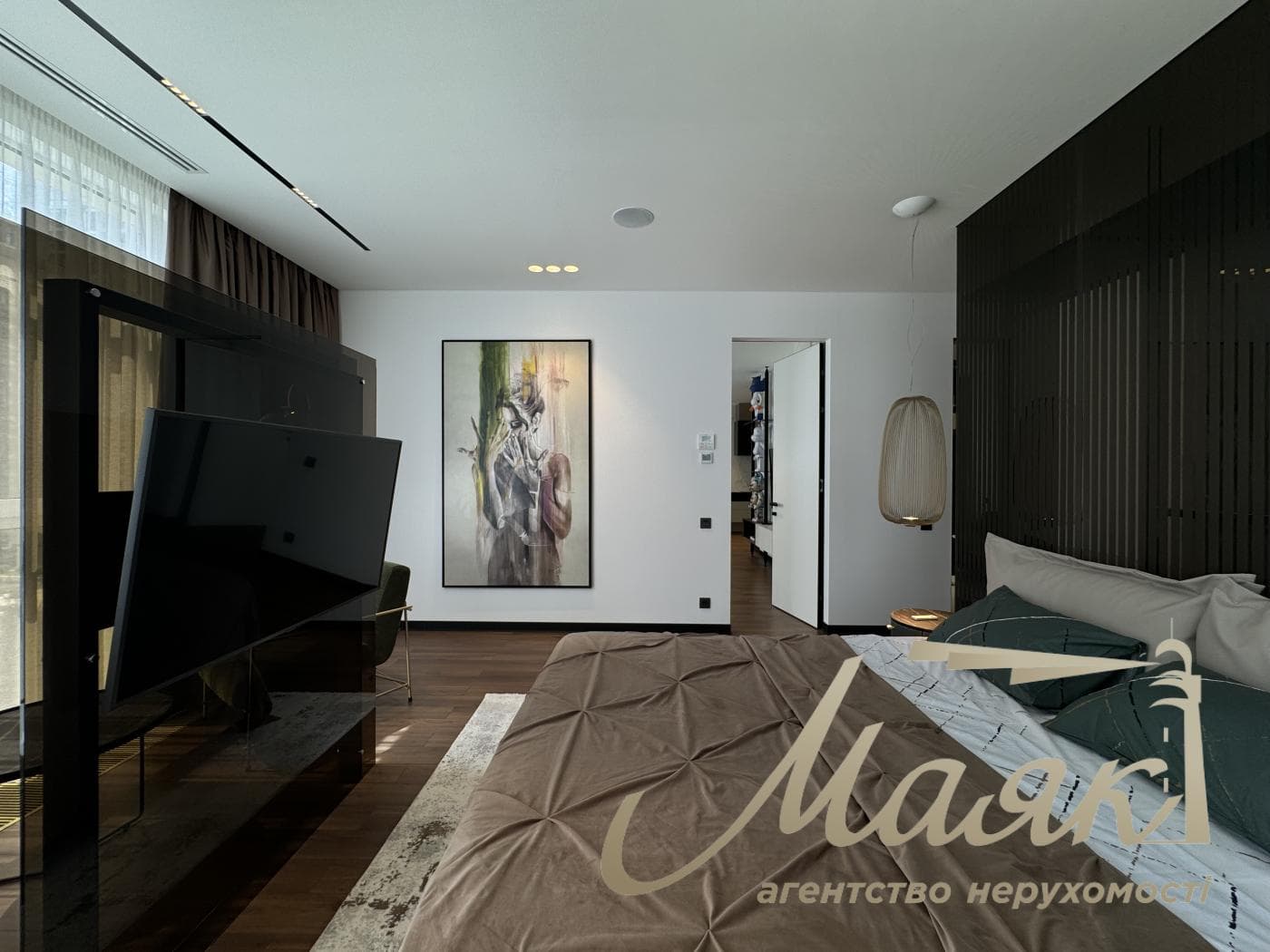 Продажа 3к квартиры 150м2 в ЖК Новопечерские липки, Драгомирова 17, Печерск, Киев