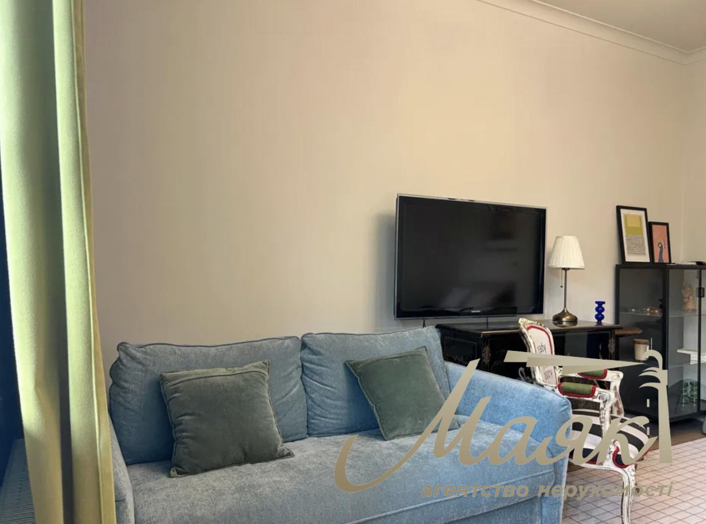 For sale 1k apartment 52m2 in LCD Novopecherskie Lipki, Dragomirova/Verkhoglyada 3, Pecherskiy district.