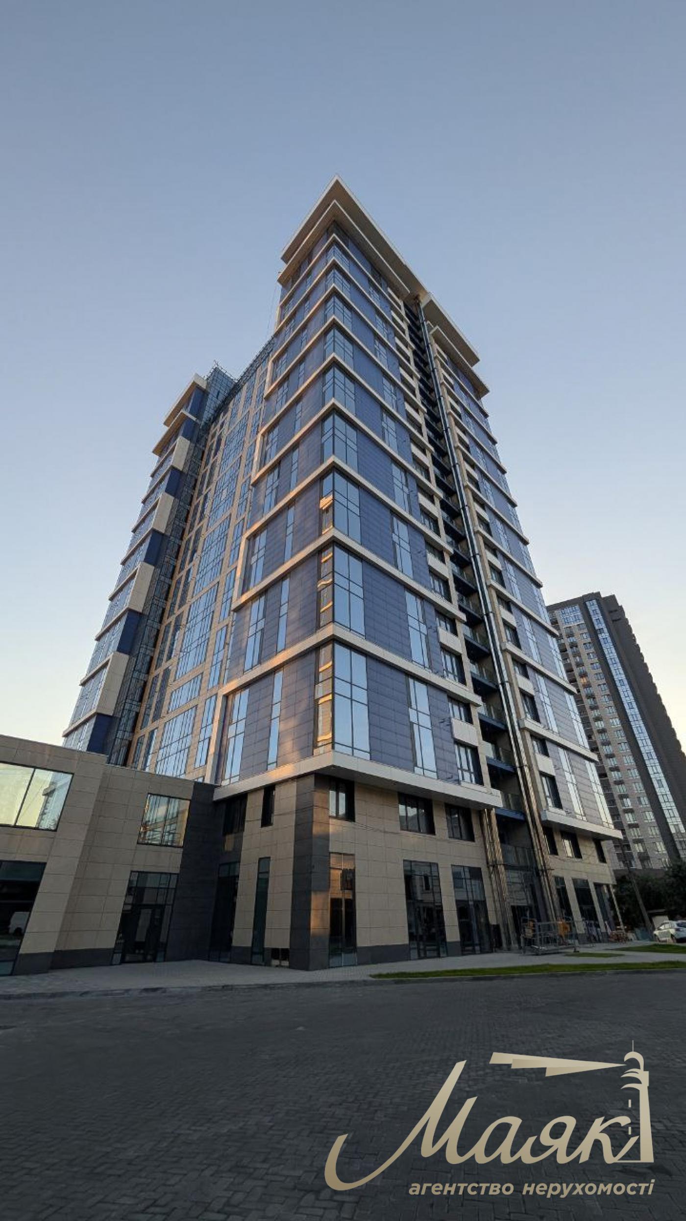 Продаж комерційного приміщення 100 кв.м без ремонту в ЖК Edelweiss House Звіринецька, Печерськ, Київ