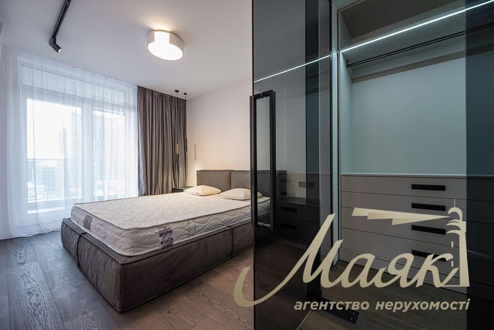 Продаж 3-кімнатної квартири в ЖК Central Park. Печерський район