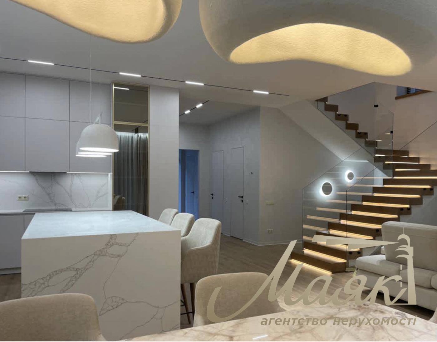 Продаж будинку 385м2 у КМ "Нова Ходосівка" в с. Ходосівка, Києво-Святошинський район.