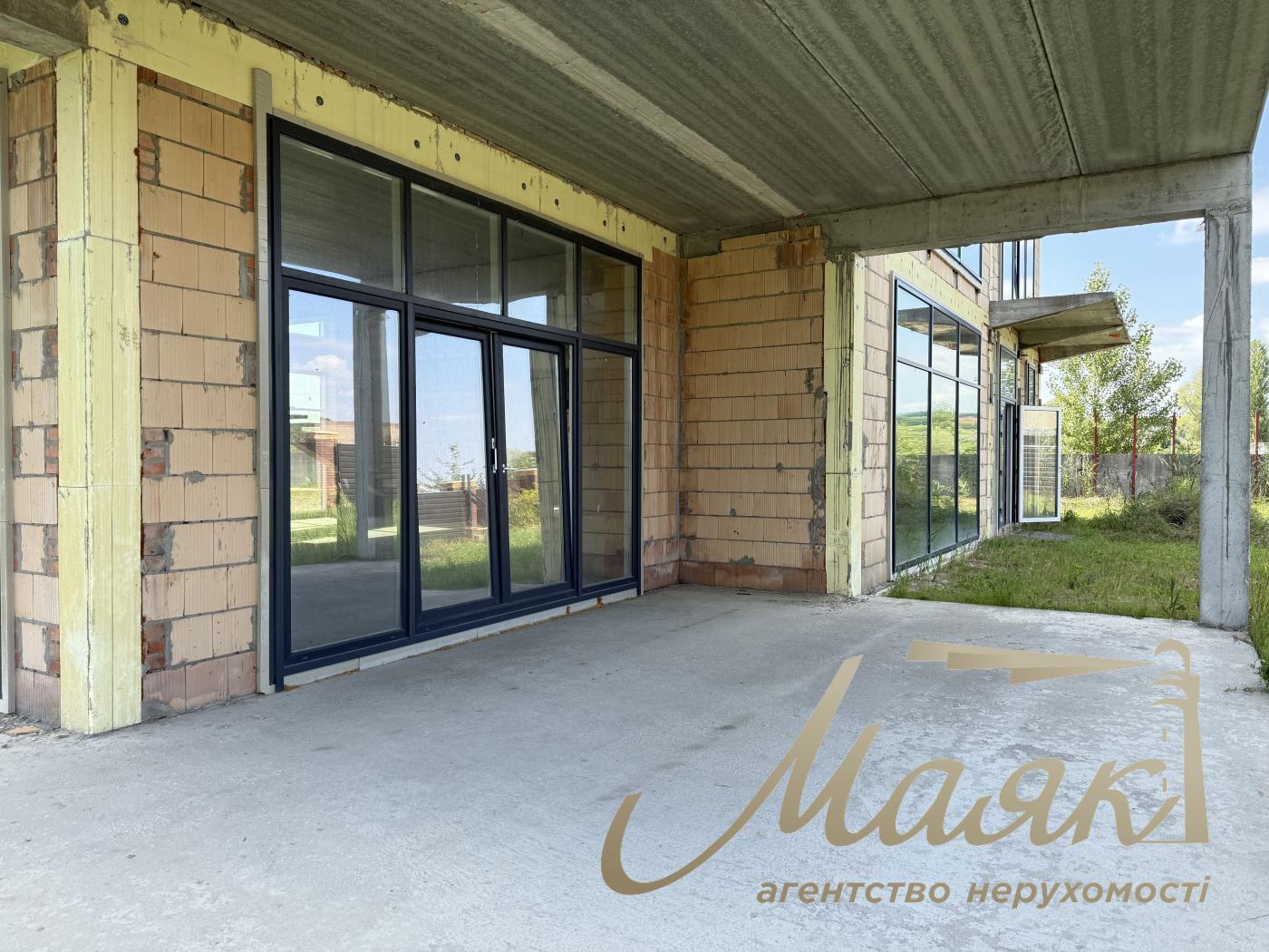 Продажа дома в КГ «Ясный Хутор» — 467 м² с. Ходосовка, терраса, балконы, панорамный вид