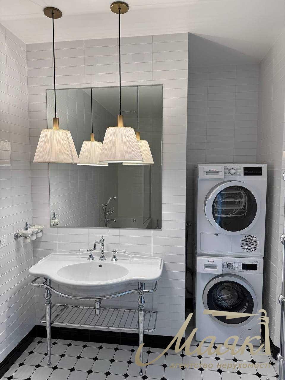 Оренда 2к квартири, в ЖК Skyline Residense, вул. Євгена Коновальця вул. (Щорса), 26-А