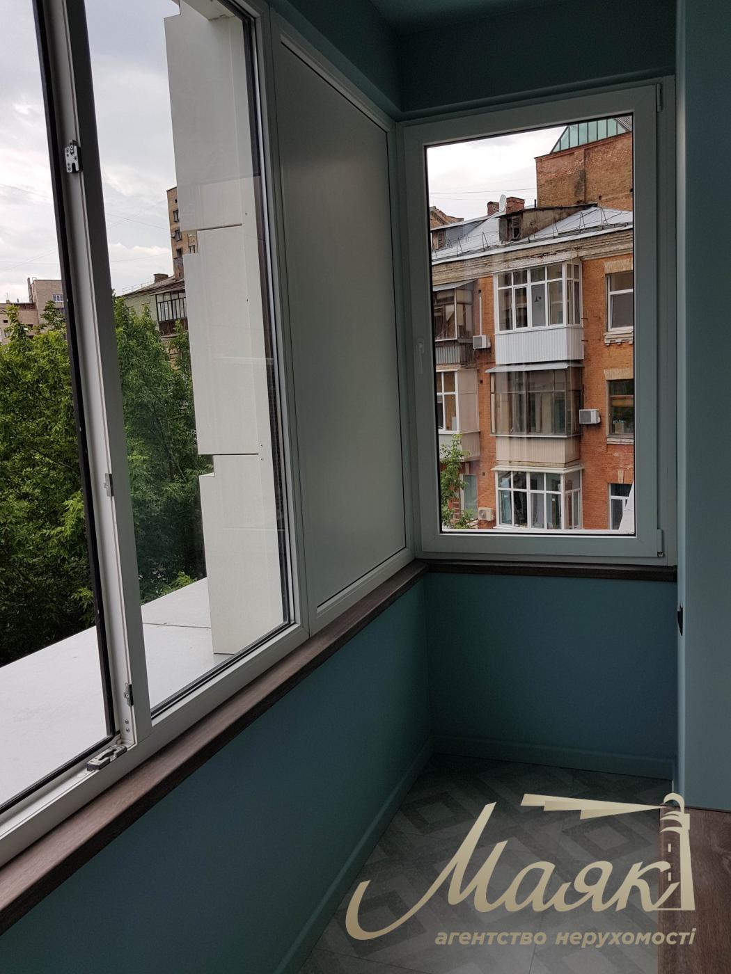 Оренда офісу 95м2 в ЖК Royal Tower вул.Саксаганського 37-К, Олімпійська.