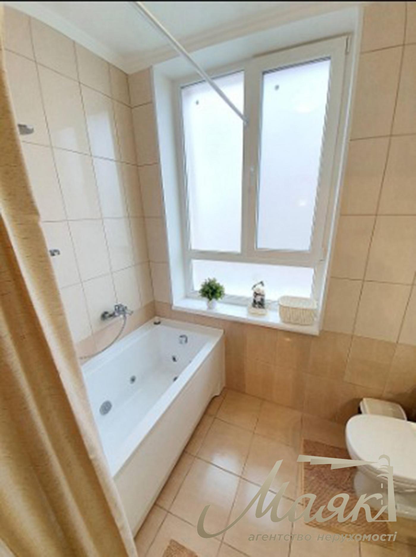 Аренда 3-х комнатной квартиры по ул. Софиевская, 1, Центр.