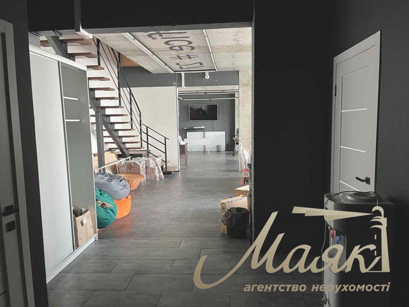 Аренда офиса 327 м.кв. Панорама на Печерске, ул. Коновальца