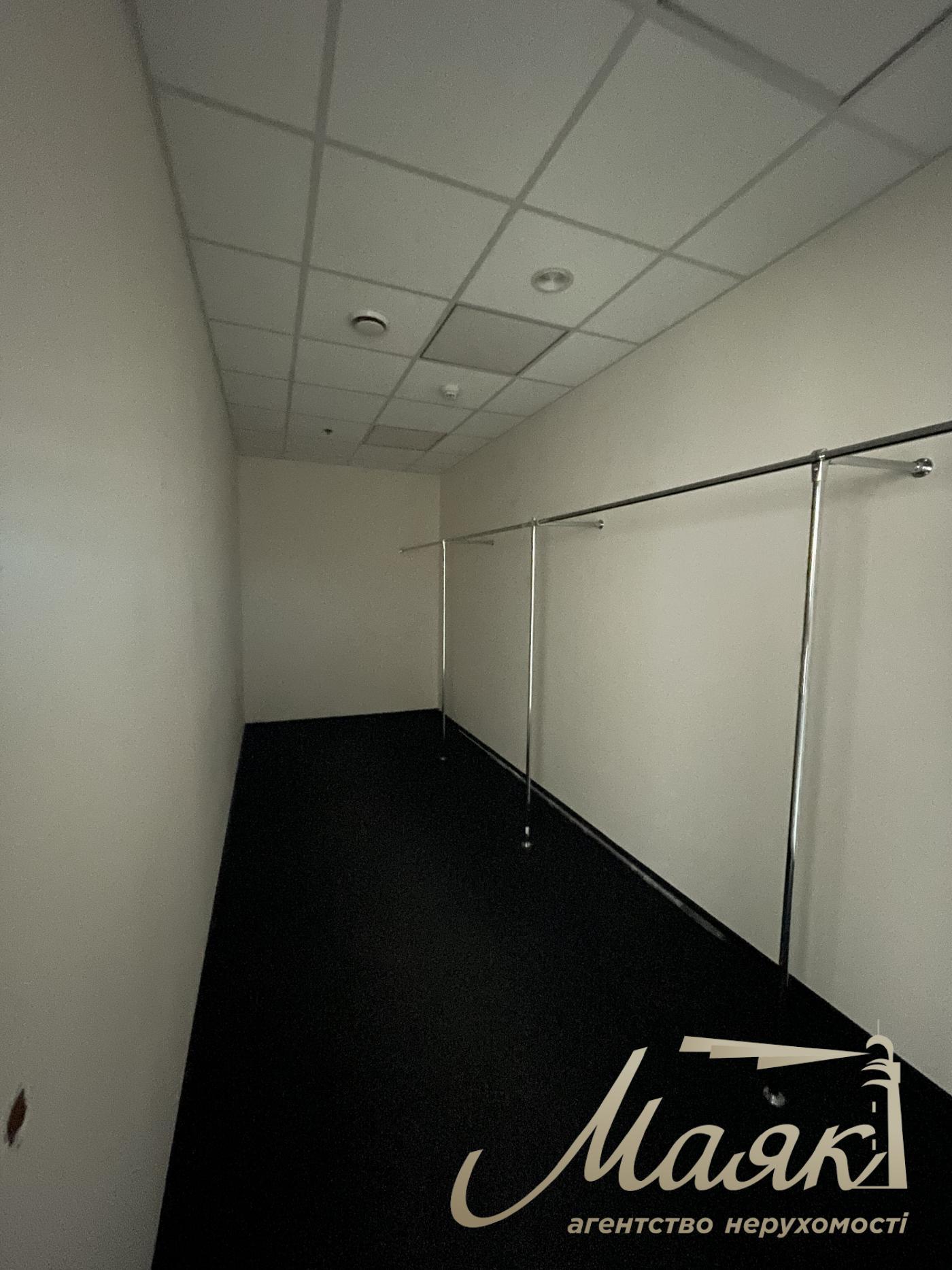 Office for rent 1150m2, SP Hall Business Center, 28A Stepana Bandery St.