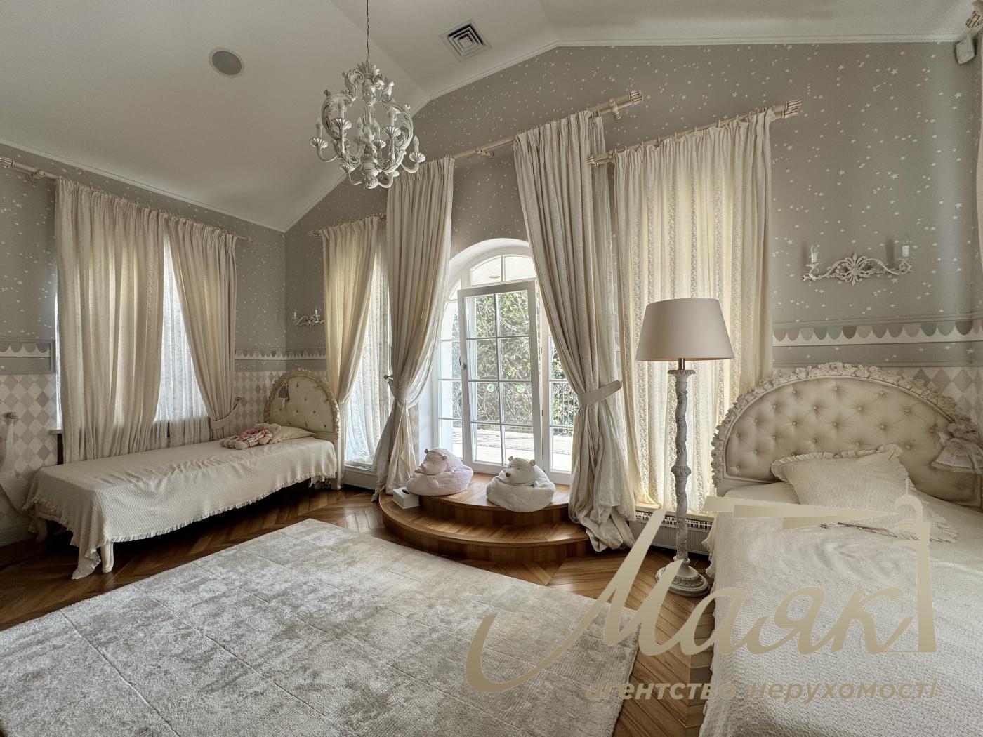 Sale of a house with access to the Dnieper, Damba, Koncha-Zaspa, Kozin