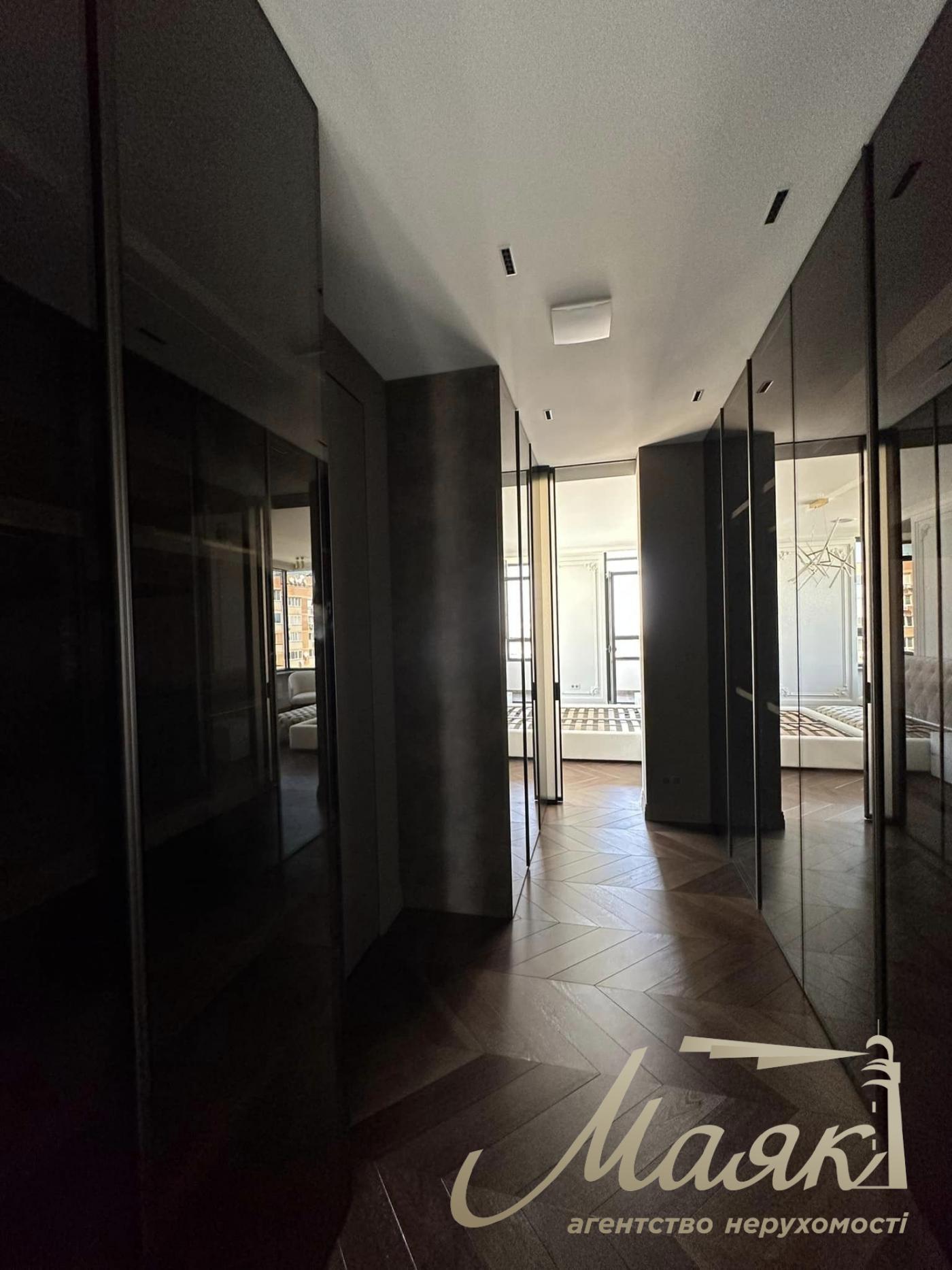 Sale of apartment in residential complex Tetris Hall, Fedorova st., Pechersk, Kyiv