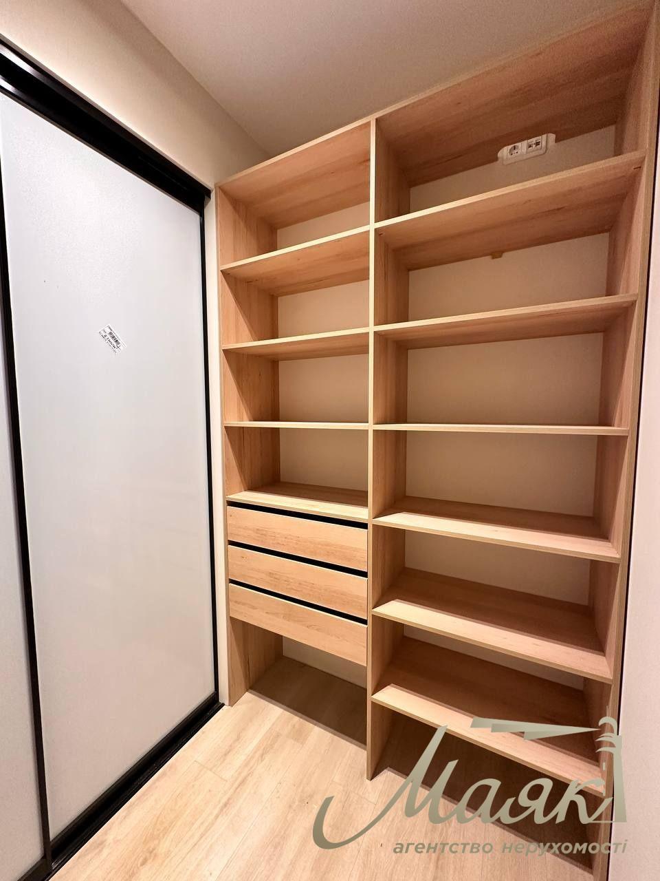 Продажа 1-комнатной квартиры ЖК Итальянский квартал, Оболонский район