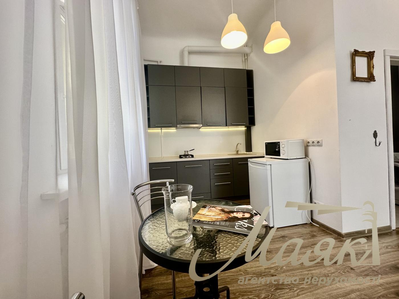 Продаж квартира-студія 40м2 в центрі вул. Заньковецької 6, Липки, Київ