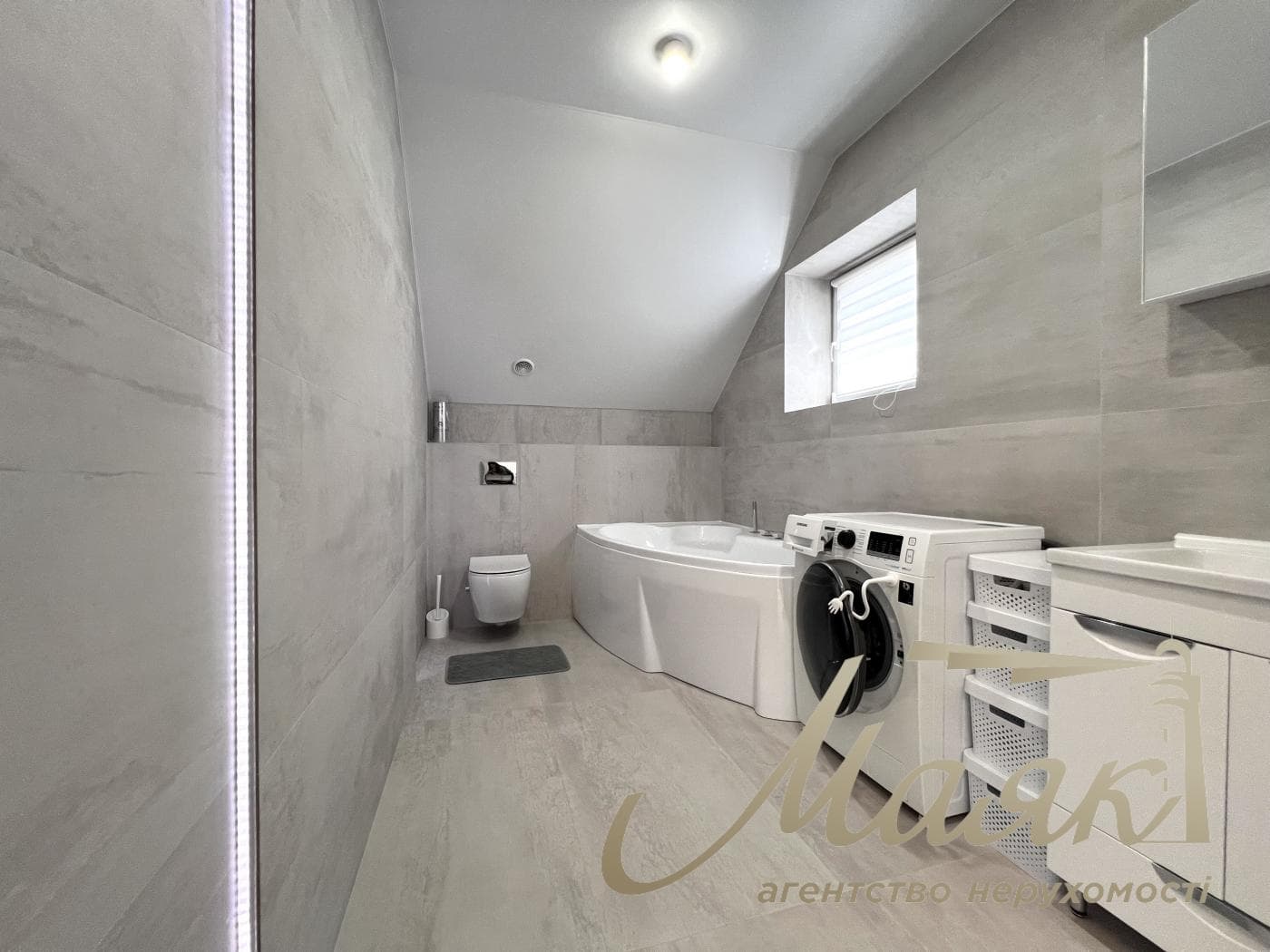 Rent 3-storey house 177m2, s.Skibin, Brovarsky district