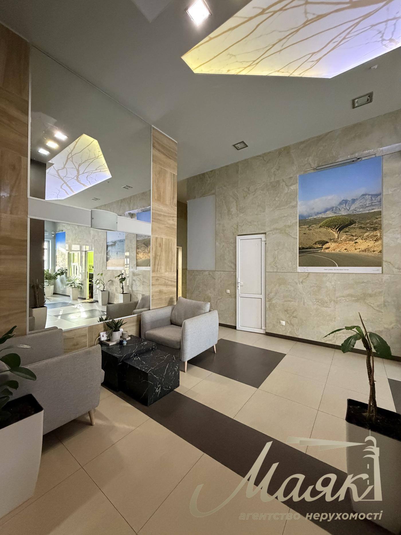 Оренда 3-х кімнатної квартири 130 кв.м. на вул.Преображенська 8Б