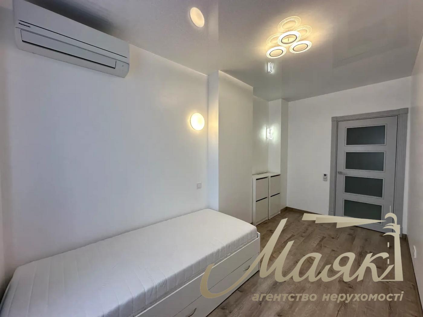 Аренда 3-х комнатной квартиры в ЖК Серебреная Башня, ул.Белорусская 36-А, Шевченковский район.