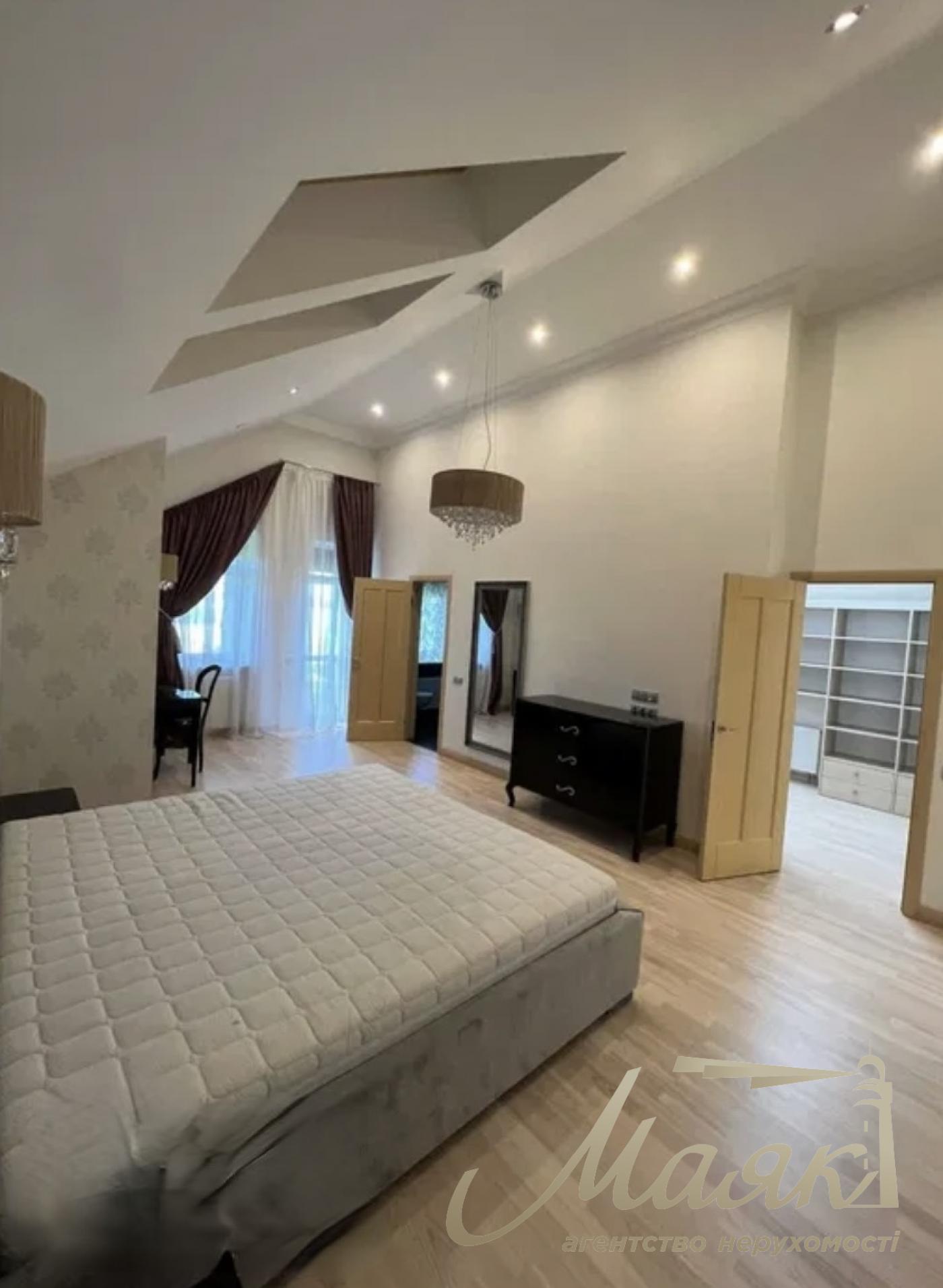 Оренда будинку 400м2 СМТ Козин/Конча-Заспа. Б. Дамба. Оренда будинку.