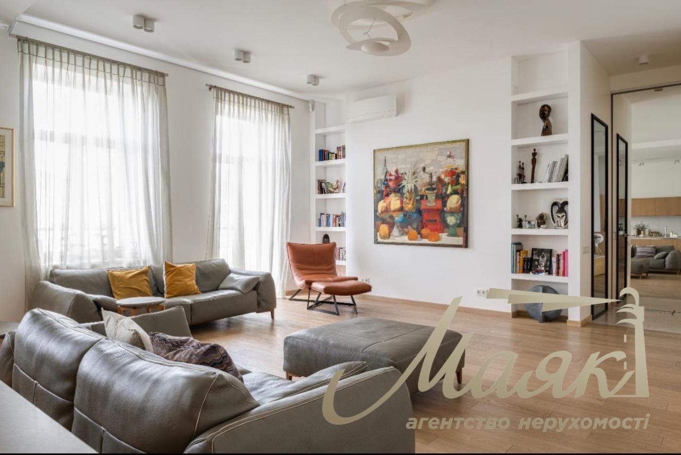 Оренда 5-кімнатної квартири площею 200 м², вулиця Антоновича, 17