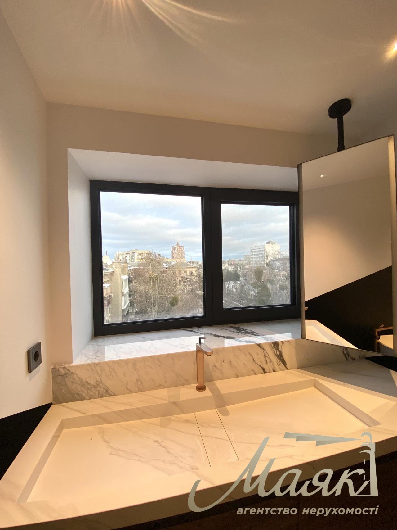 Продажа  апартаментов в историческом центре ул. Богомольца 278м2